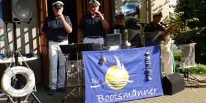 Mehr über den Artikel erfahren Seemannsfest im Seniorenheim Schleusinger Straße