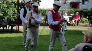 Mehr über den Artikel erfahren SAX PUPPETS