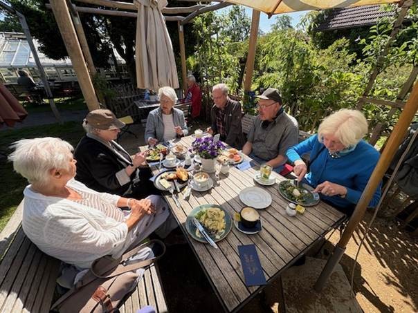 Du betrachtest gerade königliches Frühstück im Café